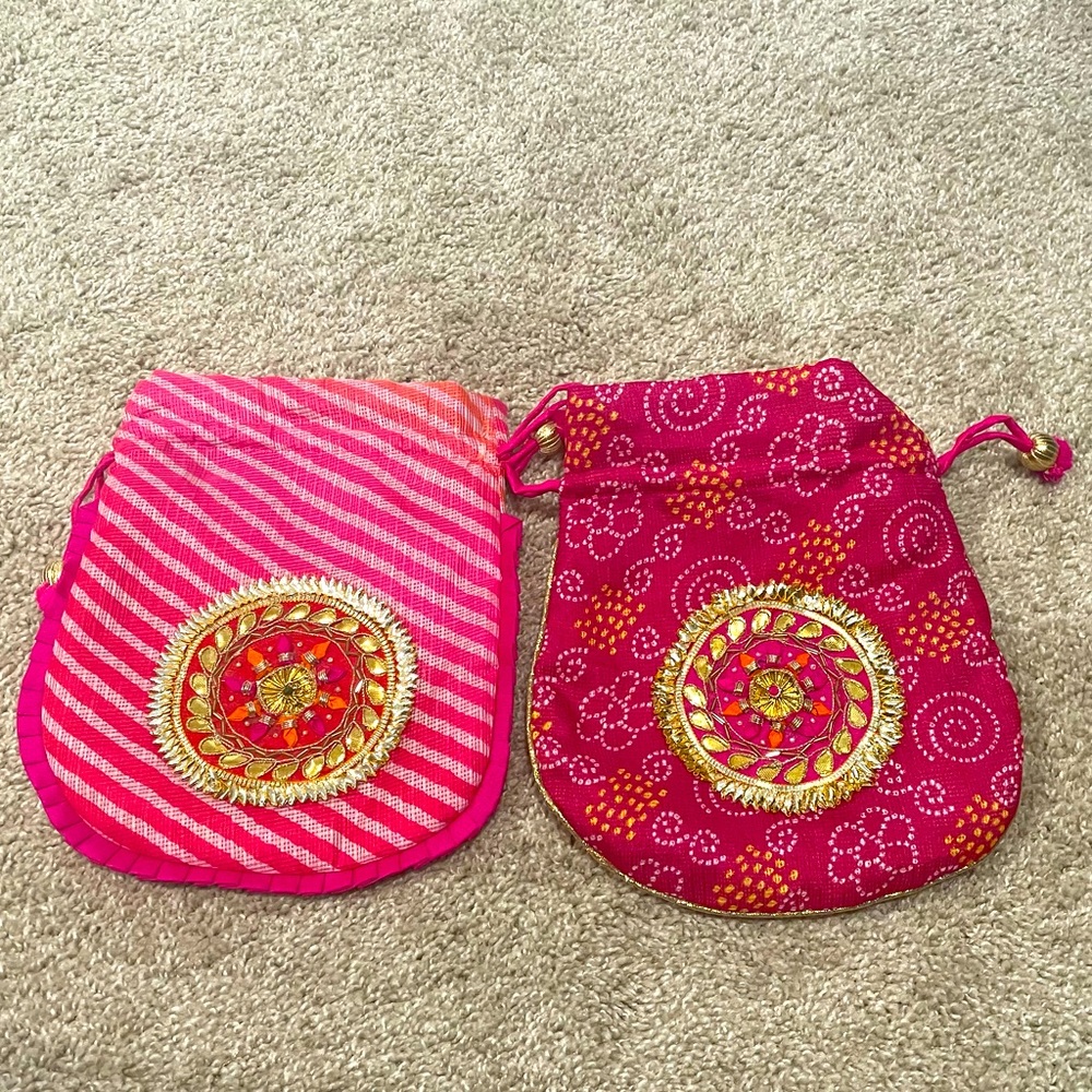 2 Indian purses